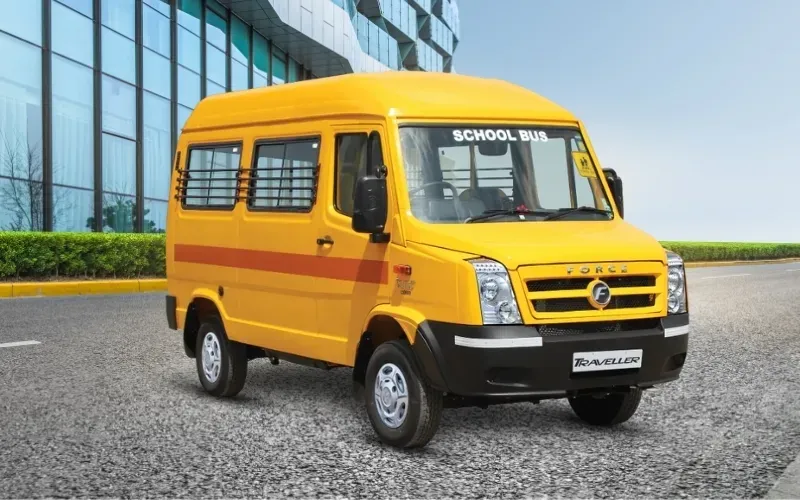 Traveller School Bus 3700WB